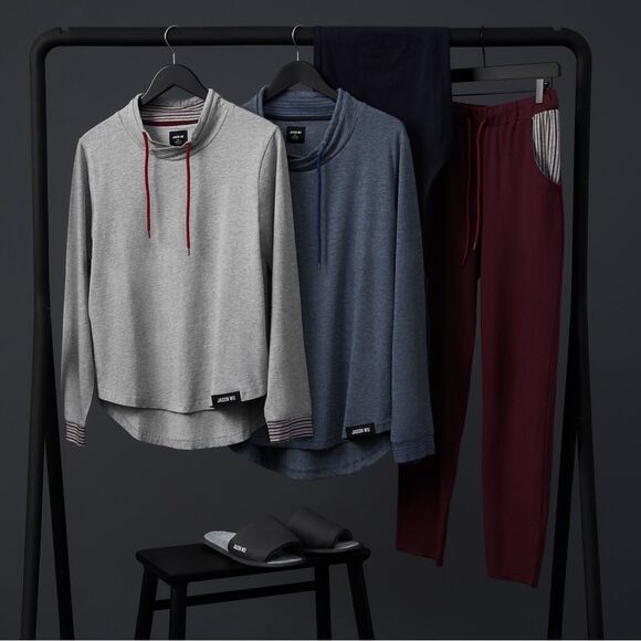 Jason Wu x Eva Air Royal Laurel Business Class Unisex Lounge Shirt Size Medium - Picture 3 of 11